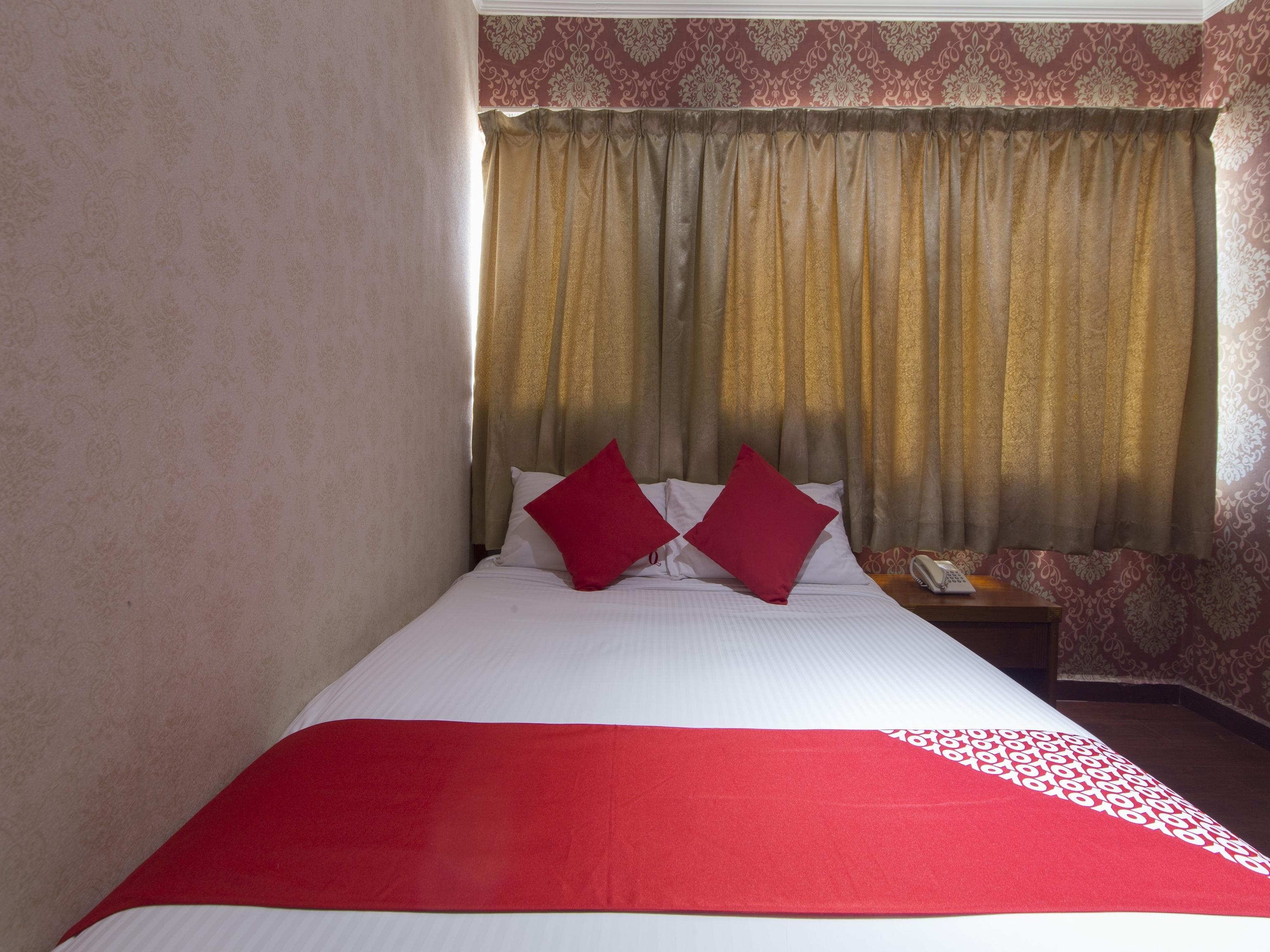 Super Oyo 998 Queen City Hotel Джорджтаун Екстер'єр фото