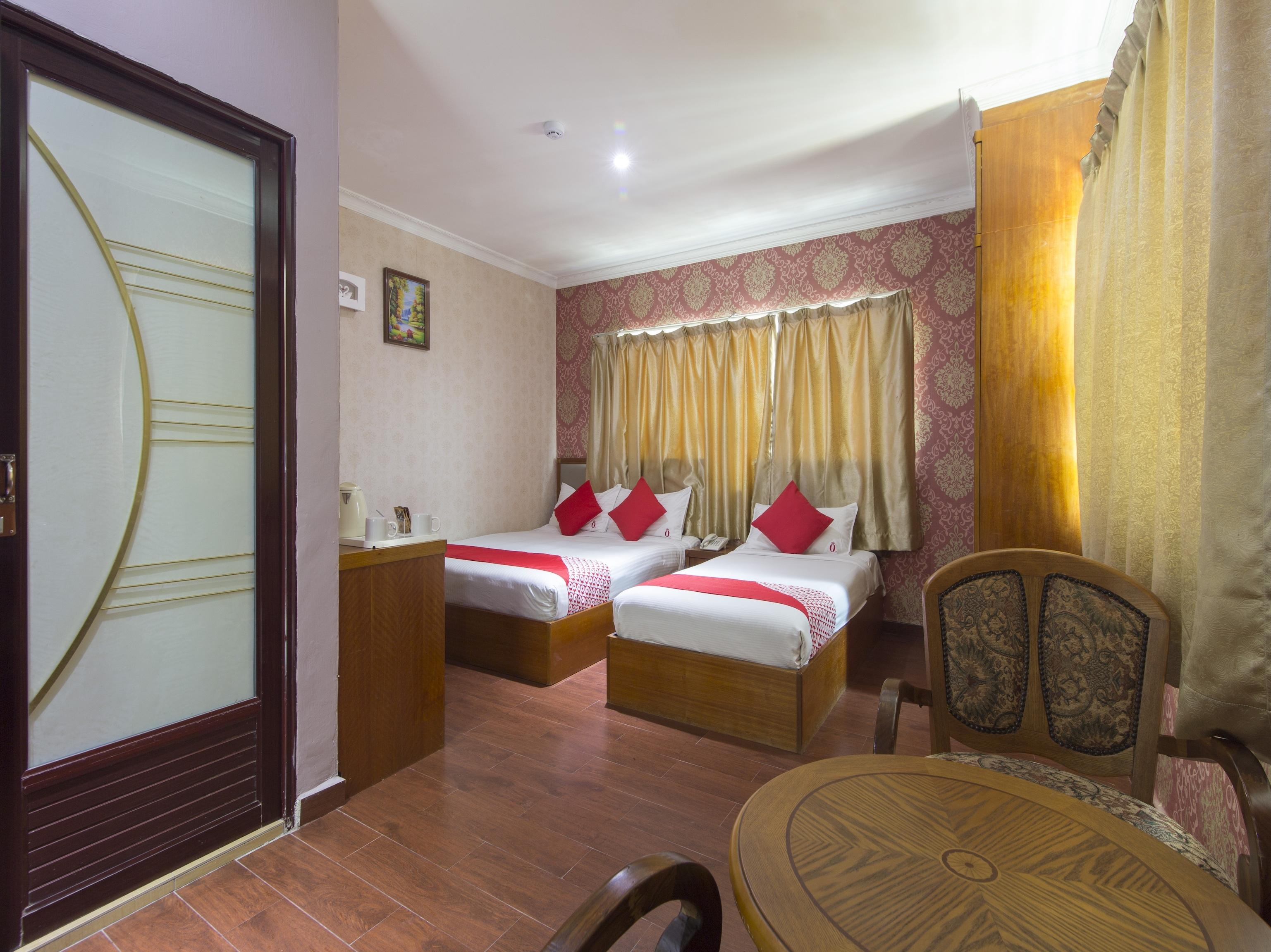 Super Oyo 998 Queen City Hotel Джорджтаун Екстер'єр фото