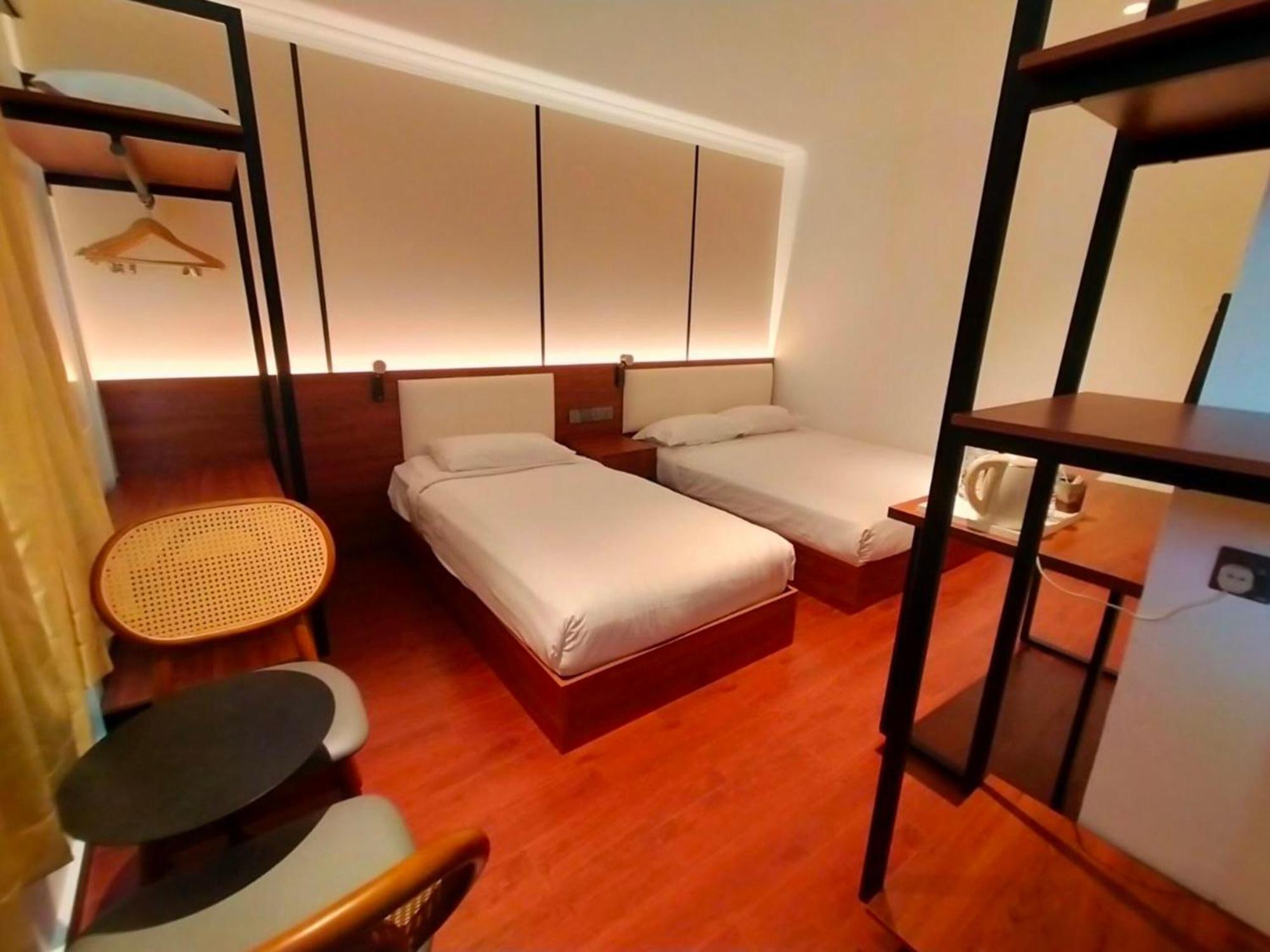 Super Oyo 998 Queen City Hotel Джорджтаун Екстер'єр фото