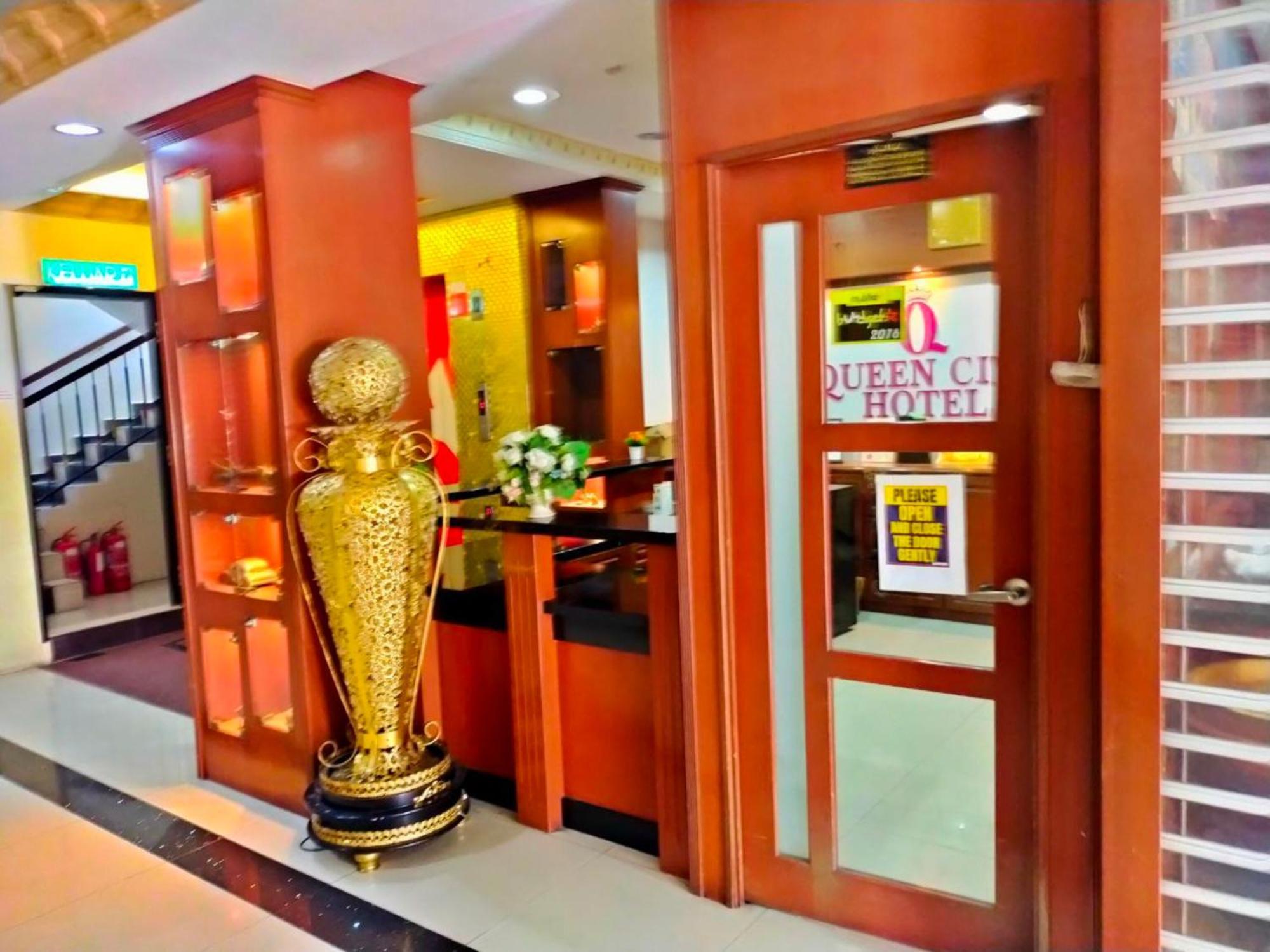 Super Oyo 998 Queen City Hotel Джорджтаун Екстер'єр фото